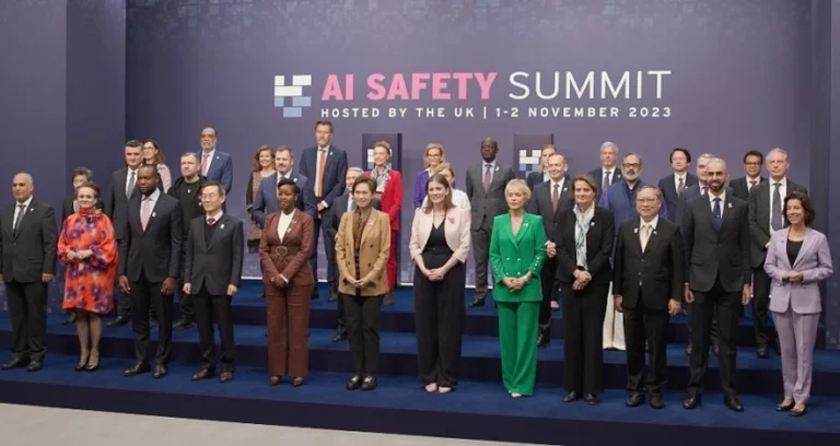 Primera Cumbre Global sobre Seguridad de la Inteligencia Artificial